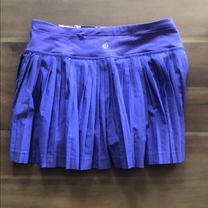 Lulu lemon size 2 tennis skirt